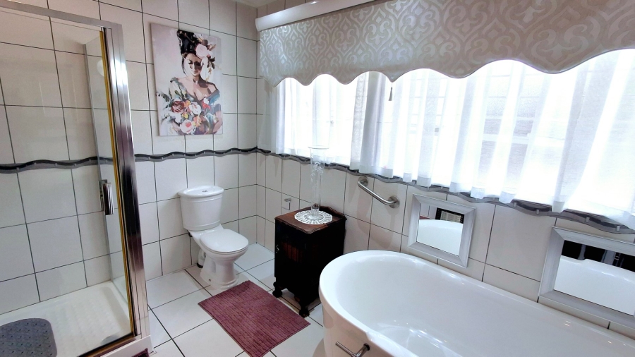 4 Bedroom Property for Sale in Sasolburg Ext 23 Free State